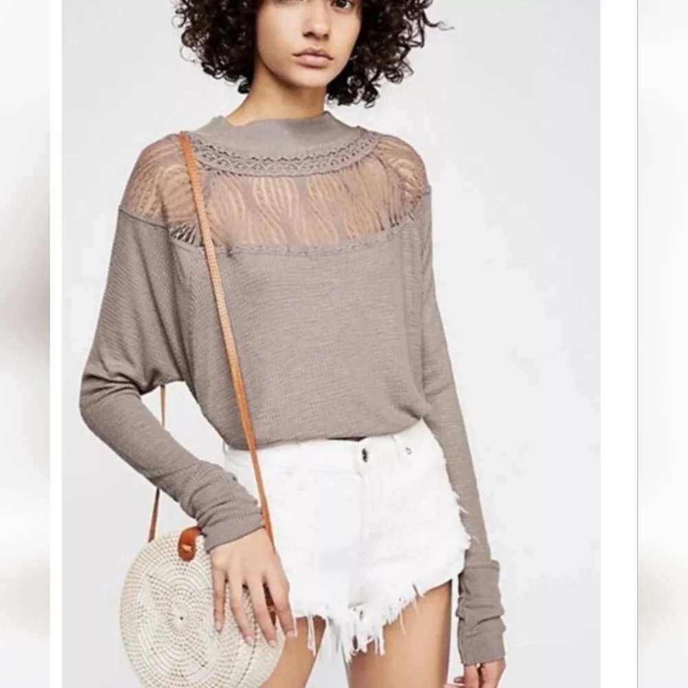 FREE PEOPLE SpringValley Waffle Knit Lace Boho LongSleeve Top.Taupe Gray. SM